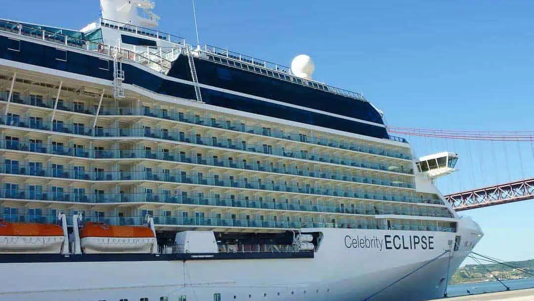 Home 19 21 of the Best Travel Gadgets and Accessories to Enhance your Cruise